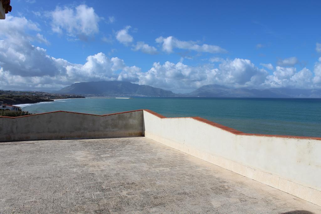 Vista Mare Apartment Trappeto  Ngoại thất bức ảnh