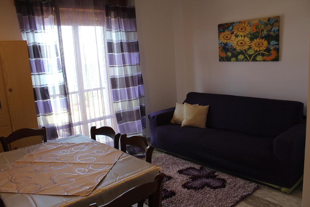 Vista Mare Apartment Trappeto  Phòng bức ảnh
